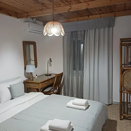 Theros & Trygos Boutique - Ath Airport Apartmán