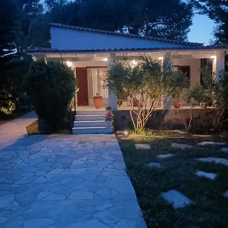 Theros & Trygos Boutique - Ath Airport Artemida (Attica)