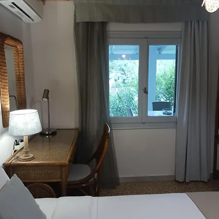 Theros & Trygos Boutique - Ath Airport Apartmán